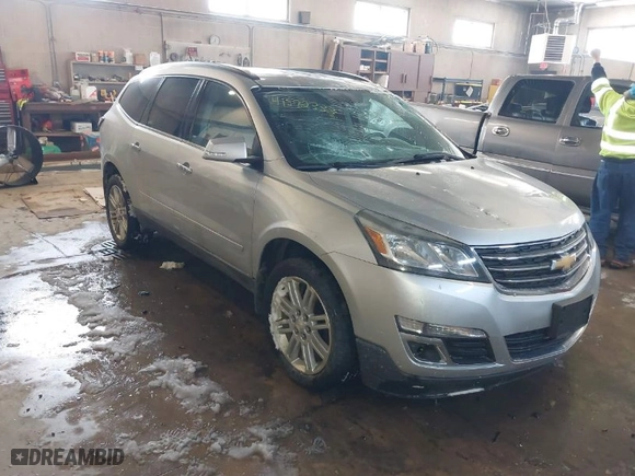 2015 Chevrolet Traverse LT with VIN 1GNKRGKD3FJ319541, listed as a IAAI auction lot 41592333 with 116,604 mi miles. Bid and sale history available at carsss.com. Image 1.