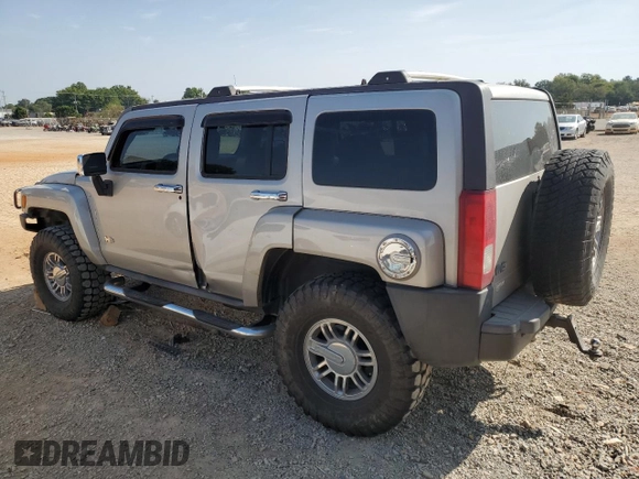 2007 Hummer H3 SUV with VIN 5GTDN13E878110976, listed as a Copart auction lot 70984544 with 195,172 mi miles and Salvage Title. Bid and sale history available at carsss.com. Image 2.