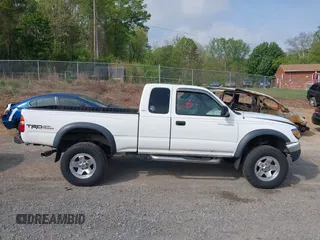 2004 Toyota Tacoma z VIN 5TEWN72N54Z463111, wystawiony jako IAAI lot #42093928 z przebiegiem 147 136 mil mil oraz . Historia ofert i sprzedaży dostępna na DreamBid. Obrazek 14.