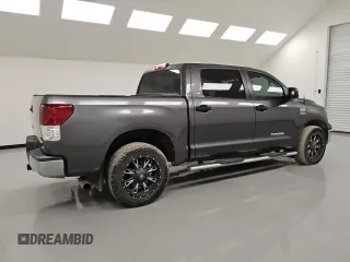 2011 Toyota Tundra z VIN 5TFEY5F10BX115722, wystawiony jako Copart lot #47325435 z przebiegiem 231 924 mil mil oraz Czysty tytuł • Clean title. Historia ofert i sprzedaży dostępna na DreamBid. Obrazek 3.