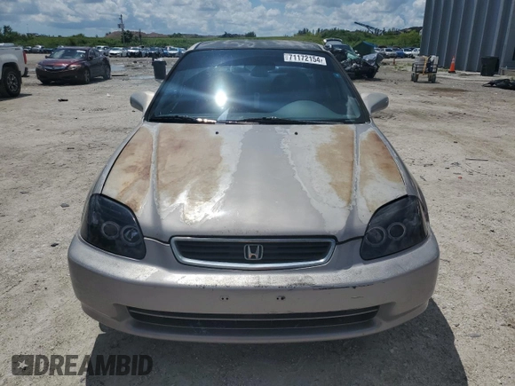 1998 Honda Civic DX with VIN 2HGEJ6626WH597949, listed as a Copart auction lot 71172154 with 158,081 mi miles and Salvage Title. Bid and sale history available at carsss.com. Image 5.