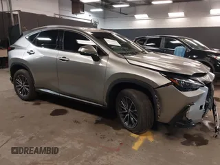 2024 Lexus NX 350h Premium z VIN 2T2GKCEZ3RC016337, wystawiony jako IAAI lot #41922869 z przebiegiem 23 022 mil mil oraz . Historia ofert i sprzedaży dostępna na DreamBid. Obrazek 1.