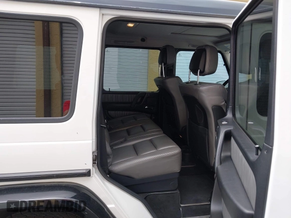 2017 Mercedes-Benz G 550 z VIN WDCYC3KF5HX280749, wystawiony jako IAAI lot #42648445 z przebiegiem 75 967 mil mil oraz . Historia ofert i sprzedaży dostępna na DreamBid. Obrazek 8.