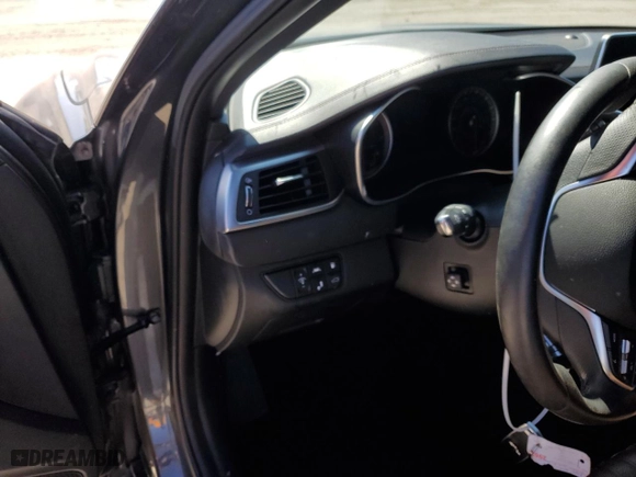 2021 Genesis G70 2.0T with VIN KMTG34LA8MU066796, listed as a Copart auction lot 76107304 with 0 mi miles and Non Repairable. Bid and sale history available at carsss.com. Image 9.