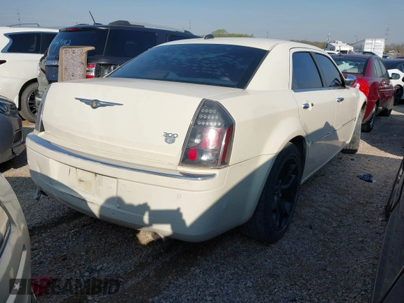 2006 Chrysler 300 C with VIN 2C3LA63H36H251716, listed as a IAAI auction lot 41551708 with 1 mi miles. Bid and sale history available at carsss.com. Image 4.