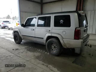 2008 Jeep Commander Sport with VIN 1J8HG48K48C108118, listed as a Copart auction lot 52482685 with 212,000 mi miles and Salvage Title. Bid and sale history available at carsss.com. Image 2.