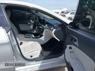 2014 Mercedes-Benz CLA 250 z VIN WDDSJ4EBXEN043087, wystawiony jako IAAI lot #41895670 z przebiegiem 127 787 mil mil oraz . Historia ofert i sprzedaży dostępna na DreamBid. Obrazek 5.