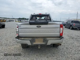 2020 Ford F-250 XL z VIN 1FT7W2B6XLEE81814, wystawiony jako Copart lot #56356235 z przebiegiem 106 361 mil mil oraz Szkoda całkowita • Salvage title. Historia ofert i sprzedaży dostępna na DreamBid. Obrazek 6.