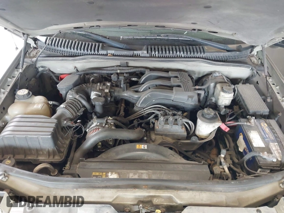 2005 Ford Explorer XLT with VIN 1FMDU73K15UB66258, listed as a IAAI auction lot 42339889 with 195,294 mi miles and . Bid and sale history available at DreamBid. Image 10.
