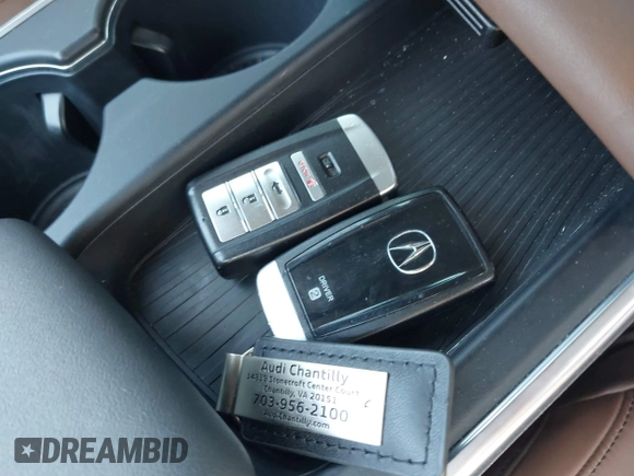 2021 Acura TLX Technology with VIN 19UUB5F42MA012008, listed as a IAAI auction lot 42154951 with 34,876 mi miles and . Bid and sale history available at DreamBid. Image 11.