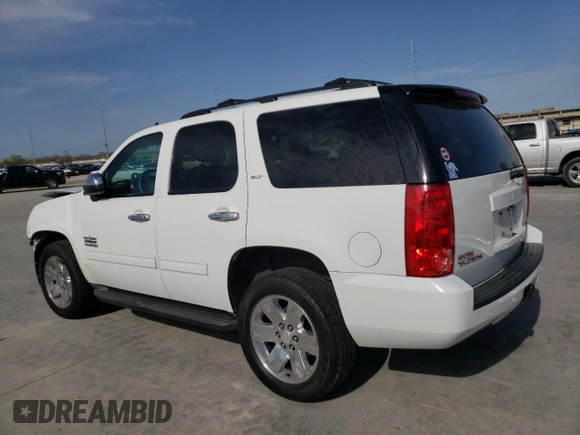 2013 GMC Yukon SLT with VIN 1GKS1CE05DR320453, listed as a Copart auction lot 47684945 with 190,361 mi miles and Salvage Title. Bid and sale history available at carsss.com. Image 2.