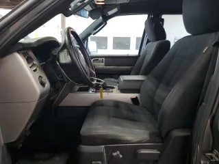 2017 Ford Expedition XLT with VIN 1FMJU1JT6HEA28919, listed as a Copart auction lot 64890035 with 110,615 mi miles and Clean title. Bid and sale history available at DreamBid. Image 7.