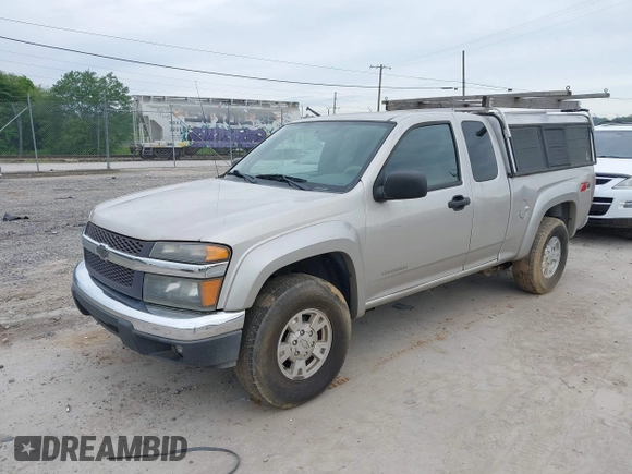 2005 Chevrolet Colorado LS Z71 z VIN 1GCDT196058169286, wystawiony jako IAAI lot #42208755 z przebiegiem 173 083 mil mil oraz . Historia ofert i sprzedaży dostępna na DreamBid. Obrazek 2.