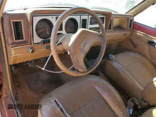 1988 Ford Bronco с VIN 1FMCU14T2JUB33747, выставлен на аукционе Copart как лот 42911345 с пробегом 31 761 миль миль и Списание • Salvage title. История ставок и продаж доступна на DreamBid. Изображение 8.