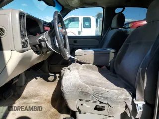 2002 Chevrolet Tahoe LS z VIN 1GNEC13T42R256432, wystawiony jako Copart lot #51706375 z przebiegiem 193 298 mil mil oraz Szkoda całkowita • Salvage title. Historia ofert i sprzedaży dostępna na DreamBid. Obrazek 7.