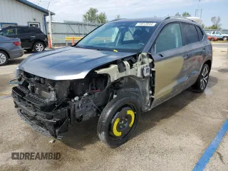2022 Volkswagen Taos SE z VIN 3VVLX7B23NM012522, wystawiony jako Copart lot #73513844 z przebiegiem 39 555 mil mil oraz Szkody całkowita. Historia ofert i sprzedaży dostępna na DreamBid. Obrazek 1.