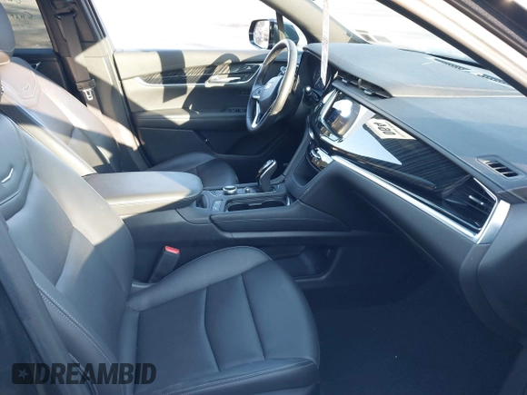 2022 Cadillac XT6 Premium Luxury with VIN 1GYKPDRS1NZ178383, listed as a IAAI auction lot 41730748 with 16,290 mi miles. Bid and sale history available at carsss.com. Image 5.