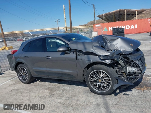2018 Porsche Macan with VIN WP1AA2A51JLB21481, listed as a IAAI auction lot 42750163 with 29,339 mi miles and . Bid and sale history available at DreamBid. Image 13.
