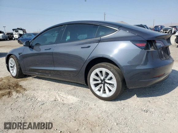 2021 Tesla Model 3 Long Range z VIN 5YJ3E1EB0MF005205, wystawiony jako Copart lot #63552954 z przebiegiem 24 691 mil mil oraz Szkoda całkowita • Salvage title. Historia ofert i sprzedaży dostępna na DreamBid. Obrazek 2.