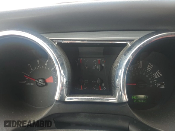 2005 Ford Mustang Deluxe with VIN 1ZVHT80N955249439, listed as a Copart auction lot 55536255 with 118,984 mi miles and Salvage title. Bid and sale history available at DreamBid. Image 9.