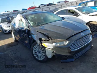 2016 Ford Fusion Energi SE Luxury with VIN 3FA6P0PU5GR373212, listed as a IAAI auction lot 41875297 with 93,049 mi miles. Bid and sale history available at carsss.com. Image 1.