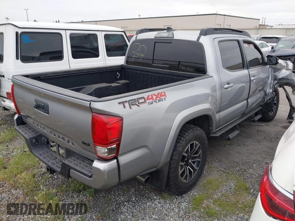 2017 Toyota Tacoma SR5 with VIN 3TMCZ5AN5HM074727, listed as a IAAI auction lot 41976419 with 102,600 mi miles. Bid and sale history available at carsss.com. Image 4.
