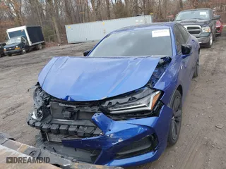 2023 Acura TLX w/A-Spec Package with VIN 19UUB6F58PA000934, listed as a IAAI auction lot 41241476 with 28,380 mi miles. Bid and sale history available at carsss.com. Image 12.
