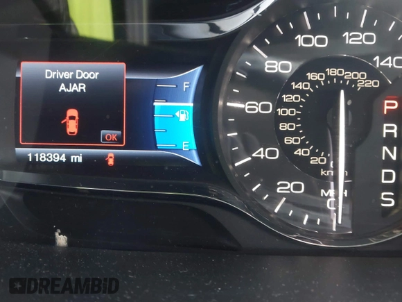 2014 Lincoln MKX with VIN 2LMDJ8JK2EBL06393, listed as a IAAI auction lot 41646903 with 118,394 mi miles. Bid and sale history available at carsss.com. Image 7.