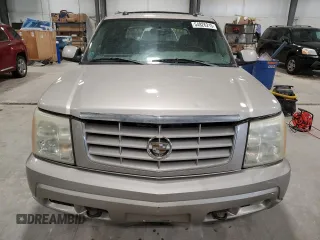 2004 Cadillac Escalade EXT z VIN 3GYEK62NX4G273082, wystawiony jako Copart lot #54826215 z przebiegiem 251 075 mil mil oraz Szkody całkowita. Historia ofert i sprzedaży dostępna na DreamBid. Obrazek 5.