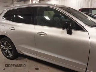 2019 Volvo XC60 Momentum с VIN LYV102RKXKB232325, выставлен на аукционе IAAI как лот 41486123 с пробегом 55 213 миль миль и . История ставок и продаж доступна на DreamBid. Изображение 13.