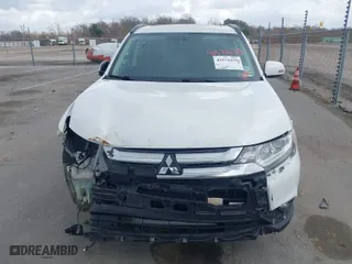 2016 Mitsubishi Outlander SE with VIN JA4AD3A33GZ033884, listed as a IAAI auction lot 41571675 with 142,405 mi miles. Bid and sale history available at carsss.com. Image 12.