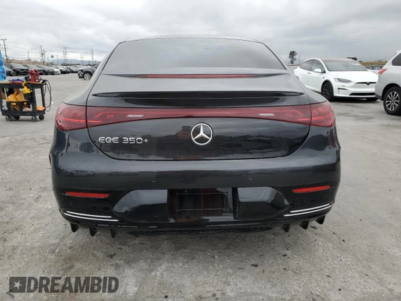 2023 Mercedes-Benz EQE 350+ z VIN W1KEG2BB4PF011740, wystawiony jako Copart lot #53811655 z przebiegiem 31 981 mil mil oraz Szkoda całkowita • Salvage title. Historia ofert i sprzedaży dostępna na DreamBid. Obrazek 6.