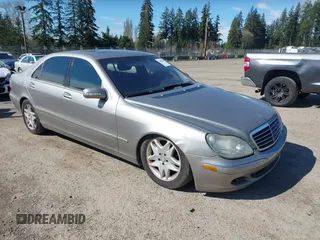 2003 Mercedes-Benz S-Class 4.3L with VIN WDBNG70J23A336796, listed as a IAAI auction lot 41896565 with 259,164 mi miles. Bid and sale history available at carsss.com. Image 1.