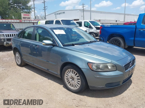 2004 Volvo S40 z VIN YV1MS382342027300, wystawiony jako IAAI lot #42359284 z przebiegiem 182 297 mil mil oraz . Historia ofert i sprzedaży dostępna na DreamBid. Obrazek 1.