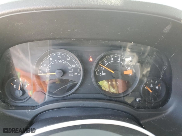 2014 Jeep Patriot Latitude with VIN 1C4NJRFB1ED820782, listed as a Copart auction lot 48082135 with 188,562 mi miles and Salvage Title. Bid and sale history available at carsss.com. Image 9.