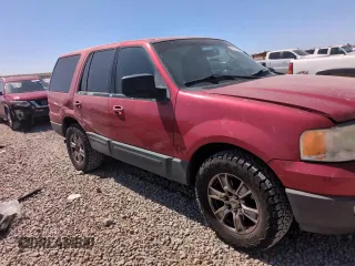 2003 Ford Expedition Special Service with VIN 1FMPU16LX3LC15541, listed as a Copart auction lot 61241495 with 172,862 mi miles and Salvage title. Bid and sale history available at DreamBid. Image 13.