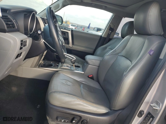 2011 Toyota 4Runner SR5 with VIN JTEZU5JR9B5027110, listed as a Copart auction lot 44232085 with 195,224 mi miles and Salvage Title. Bid and sale history available at carsss.com. Image 7.