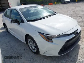 2025 Toyota Corolla LE with VIN 5YFB4MDE4SP276118, listed as a IAAI auction lot 42120834 with 43,238 mi miles. Bid and sale history available at carsss.com. Image 1.