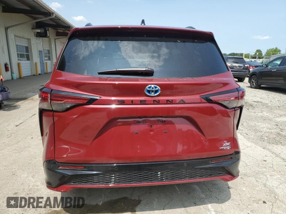 2024 Toyota Sienna XSE with VIN 5TDDRKEC5RS199529, listed as a Copart auction lot 68107994 with 2 mi miles and Salvage Title. Bid and sale history available at carsss.com. Image 6.