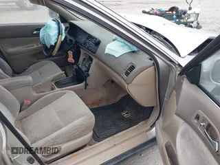 1997 Honda Accord Special Edition с VIN 1HGCD5607VA051584, выставлен на аукционе IAAI как лот 41542918 с пробегом 251 902 миль миль и . История ставок и продаж доступна на DreamBid. Изображение 5.