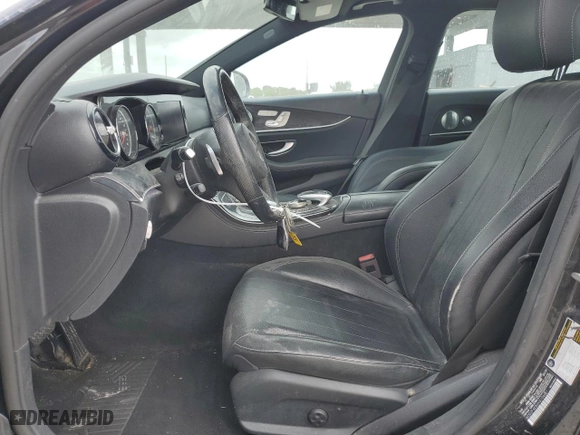2017 Mercedes-Benz E-Class E 300 Luxury with VIN WDDZF4KB3HA194661, listed as a Copart auction lot 47099215 with 186,169 mi miles and Salvage Title. Bid and sale history available at carsss.com. Image 7.