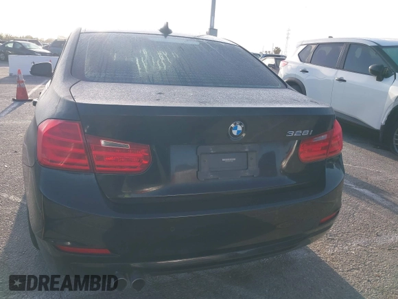 2015 BMW 3 Series 328i with VIN WBA3C1C55FK119562, listed as a IAAI auction lot 41945606 with 51,922 mi miles and . Bid and sale history available at DreamBid. Image 16.