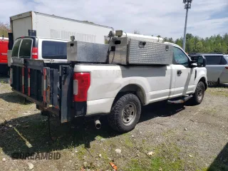2019 Ford F-250 XL with VIN 1FTBF2A67KEG48981, listed as a Copart auction lot 56925055 with Not provided miles and Clean title. Bid and sale history available at DreamBid. Image 3.