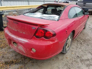 2004 Dodge Stratus SXT z VIN 4B3AG42G84E096602, wystawiony jako Copart lot #60720560 z przebiegiem 221 105 mil mil oraz Szkoda całkowita • Salvage title. Historia ofert i sprzedaży dostępna na DreamBid. Obrazek 4.