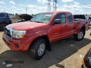 2011 Toyota Tacoma z VIN 5TFUX4EN4BX007844, wystawiony jako Copart lot #63410425 z przebiegiem 100 804 mil mil oraz Szkoda całkowita • Salvage title. Historia ofert i sprzedaży dostępna na DreamBid. Obrazek 1.