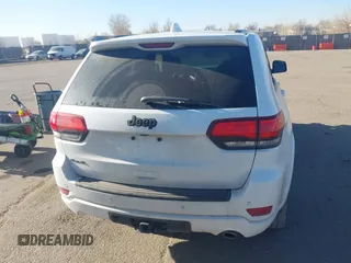 2017 Jeep Grand Cherokee Laredo with VIN 1C4RJFAG2HC876727, listed as a IAAI auction lot 41712954 with 134,412 mi miles. Bid and sale history available at carsss.com. Image 17.