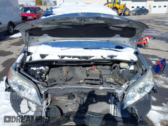 2017 Toyota Sienna LE Auto Access Seat with VIN 5TDKZ3DC1HS858686, listed as a IAAI auction lot 41632546 with 195,088 mi miles. Bid and sale history available at carsss.com. Image 10.