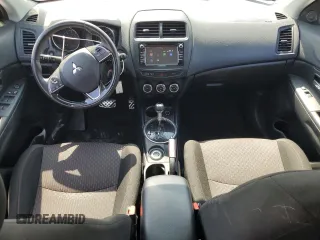 2017 Mitsubishi Outlander ES z VIN JA4AR3AU4HZ039088, wystawiony jako Copart lot #53078845 z przebiegiem 102 364 mil mil oraz Szkoda całkowita • Salvage title. Historia ofert i sprzedaży dostępna na DreamBid. Obrazek 8.