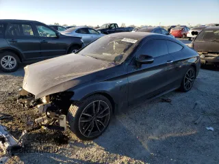 2020 Mercedes-Benz C 43 AMG z VIN WDDWJ6EB9LF976144, wystawiony jako Copart lot #89313035 z przebiegiem 79 762 mil mil oraz Szkoda całkowita • Salvage title. Historia ofert i sprzedaży dostępna na DreamBid. Obrazek 1.