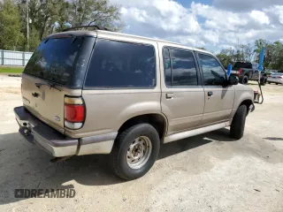 1997 Ford Explorer XL с VIN 1FMDU32E8VUD18279, выставлен на аукционе Copart как лот 48486705 с пробегом 235 999 миль миль и Списание • Salvage title. История ставок и продаж доступна на DreamBid. Изображение 3.